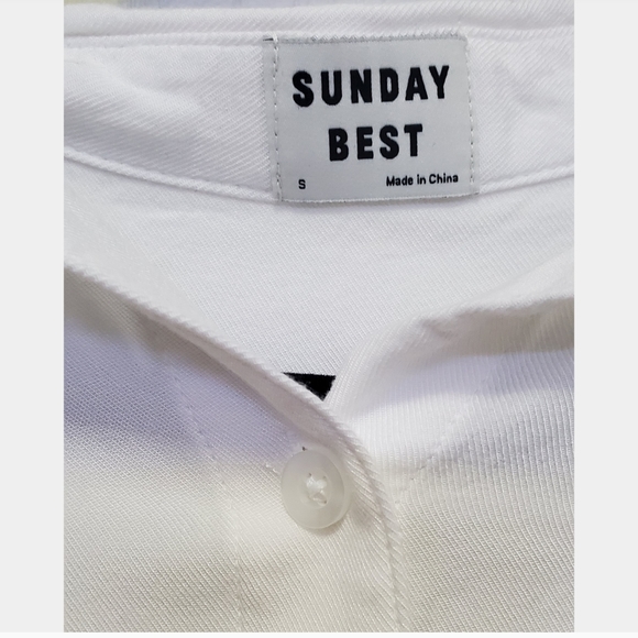 Aritzia Sunday Best Button Down shirt - Picture 3 of 5